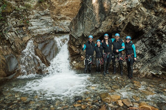 Adrenaline Canyoning Tour - Abraham Lake and Waterloo: what the stops add
