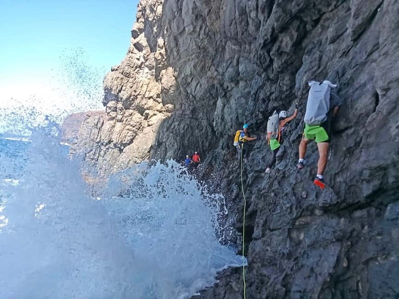 Agaete: Gran Canaria Coasteering. Marine Ferrata and Zipline - The rappel down to the Atlantic