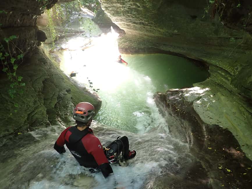 Aiguebelette: Canyoning discovery - What happens at the Grenant Canyon parking area