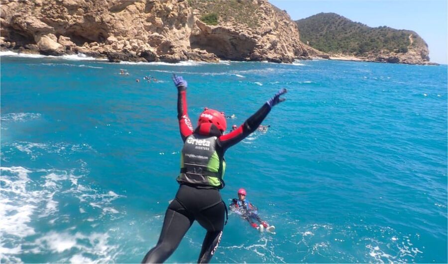 Alicante: Coasteering Adventure on Torres de la Villajoyosa - Who should book this coastal adventure
