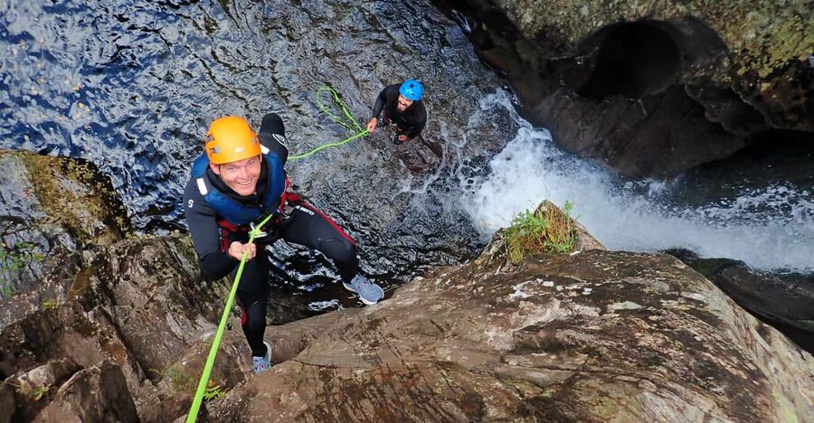 Arouca: Canyoning in Rio de Frades - Meeting in Arouca and reaching the canyon