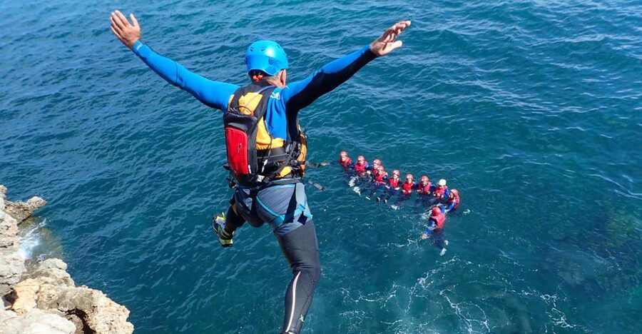 Arrábida: Setubal, Sesimbra Coasteering & Speedboat Tour - Why Arrábida is such a good place for coasteering