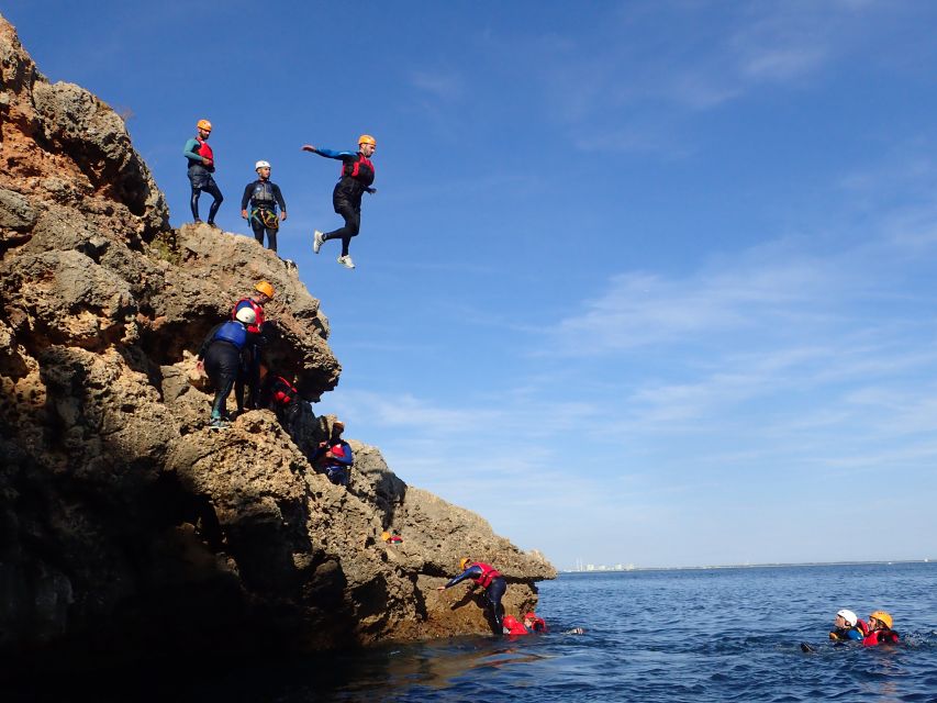 Arrábida: Setubal, Sesimbra Coasteering & Speedboat Tour - From Creiro Beach to the speedboat
