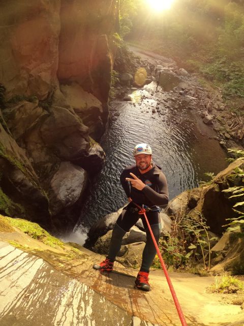 Azores: Canyoning in Salto do Cabrito - How the guides shape the experience