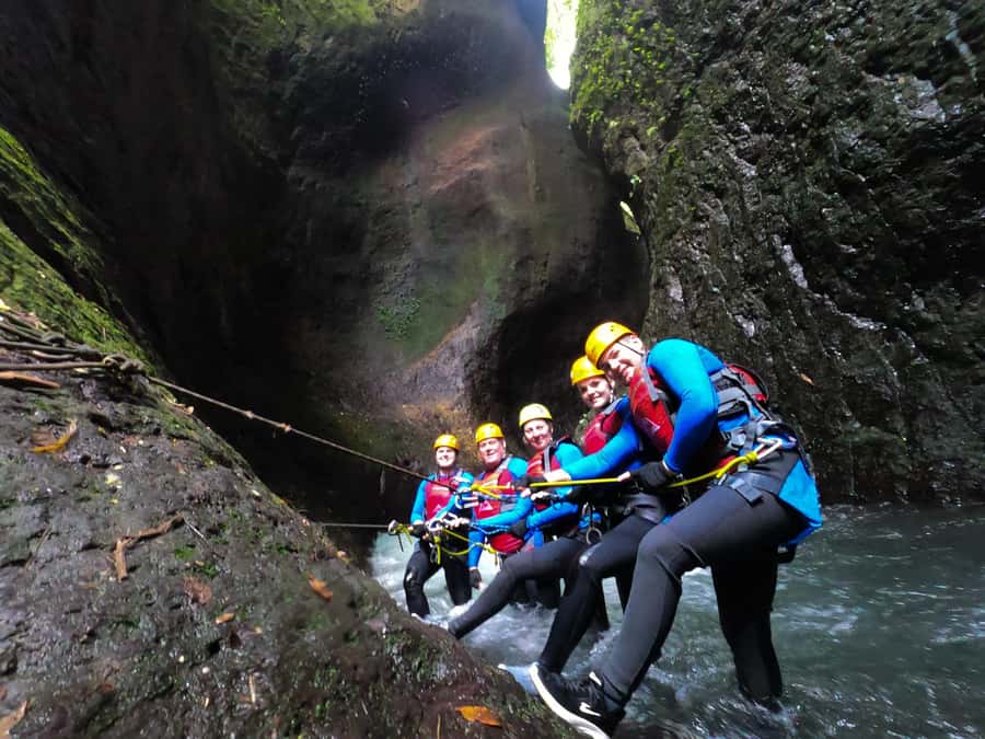 Bali: Aling Canyon Canyoning Tour - The 6:00 a.m. pickup and drive north