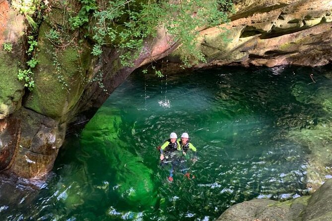 Basic Corippo Canyoning Experience in Valle Verzasca - Meeting in Vogorno and getting ready