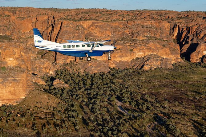 Bungle Bungle Flight & Domes To Cathedral Gorge Walking Tour - Cathedral Gorge and the reward at the end