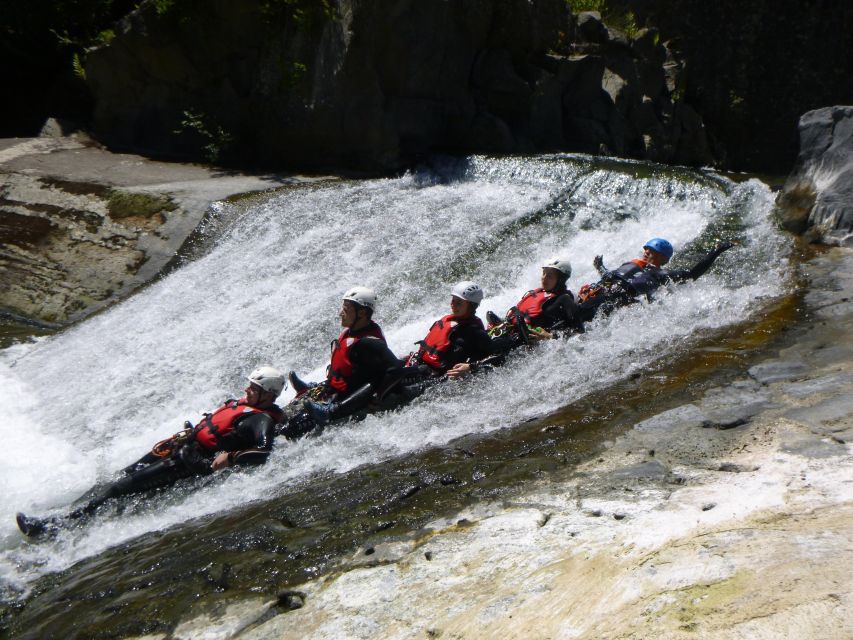 Canyoning and bodyrafting in the Alcantara River - Meeting the guides and getting ready