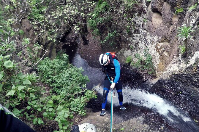 CANYONING aquatic and fun route in Gran Canaria - Choosing between the aquatic and dry canyon