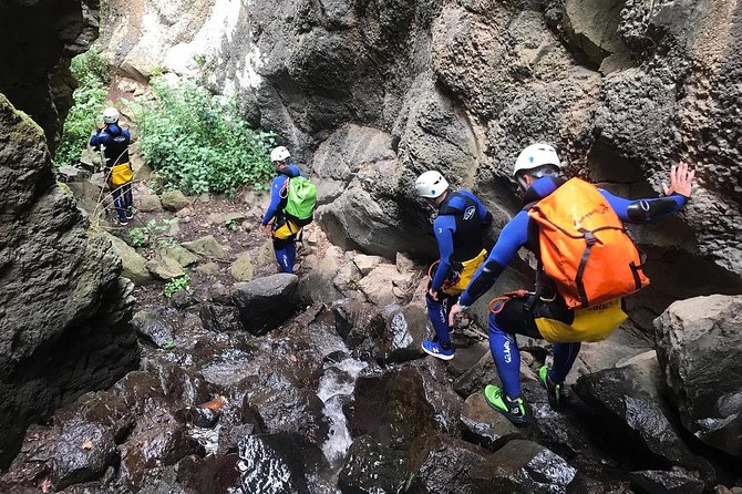 CANYONING aquatic and fun route in Gran Canaria - Why the four-hour length works well