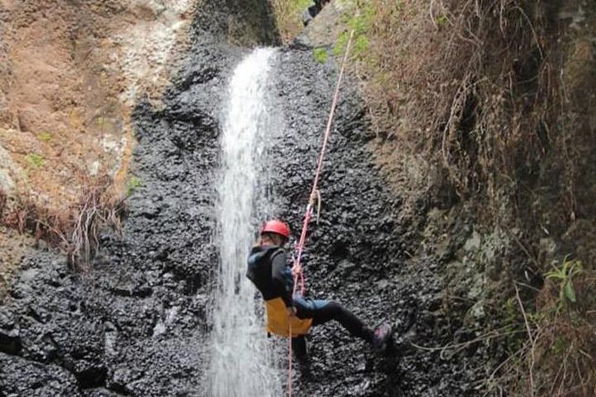 CANYONING aquatic and fun route in Gran Canaria - Who should book this Gran Canaria canyoning trip