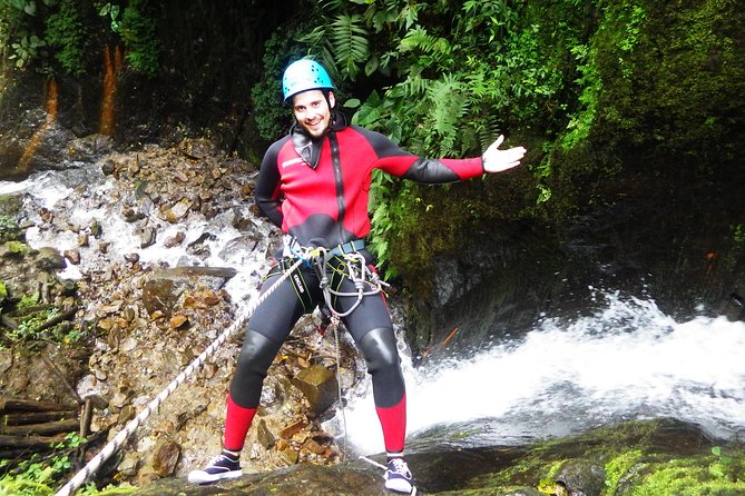 Canyoning Chamana from Baños - The 20-minute ride to Rio Blanco