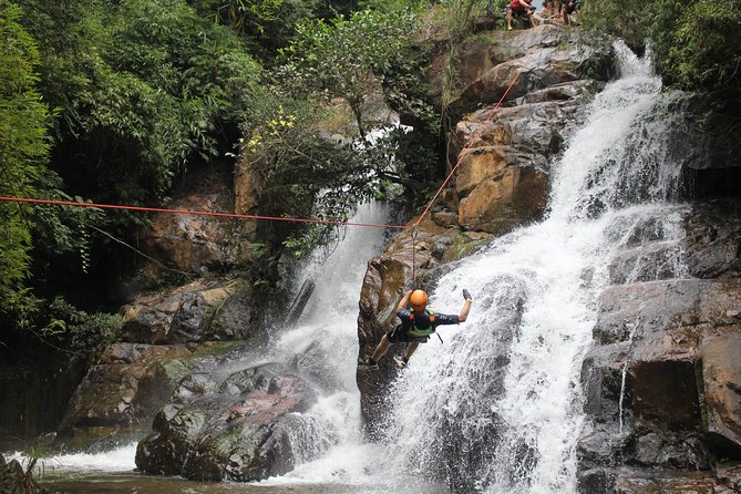 Canyoning Da Lat Vietnam - Starting with the 18-meter dry cliff