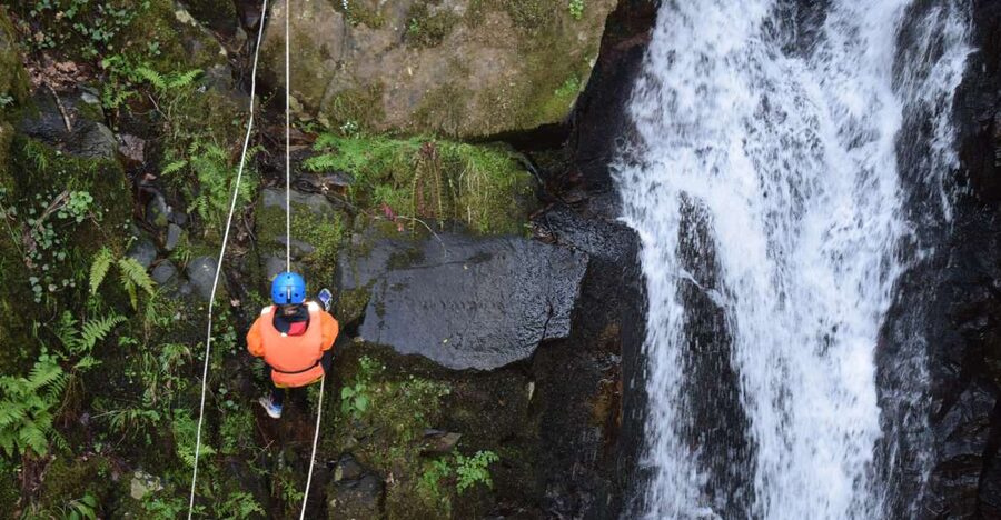 CANYONING DISCOVERY - What this canyoning route is really like