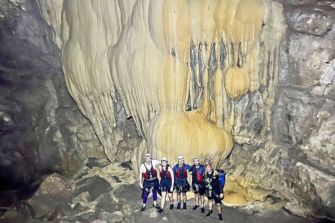 Canyoning El Chorreadero Cave- Adventure Chiapas - Why the rappels and jumps matter