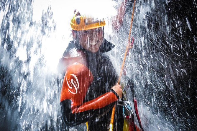 Canyoning Experience in Ribeira dos Caldeirões Sao Miguel -Azores - Canyoning in Ribeira dos Caldeirões
