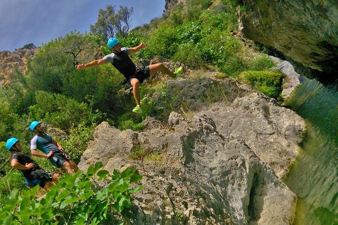 Canyoning Gorge Descent, river walk in Benahavis. - Who should book this Benahavis canyon descent?