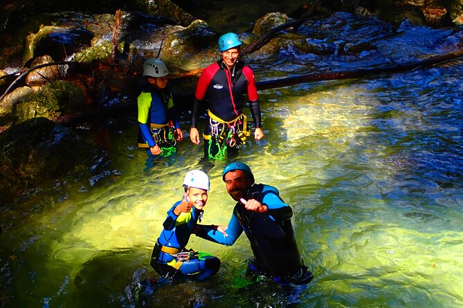 Canyoning Grenoble: the Furon canyon - Starting at Parking Furon Haut near Engins