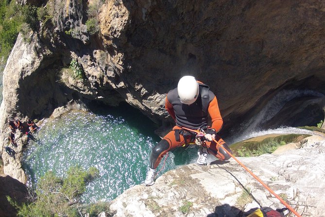 Canyoning in Andalucia: Rio Verde Canyon - Safety briefing and equipment