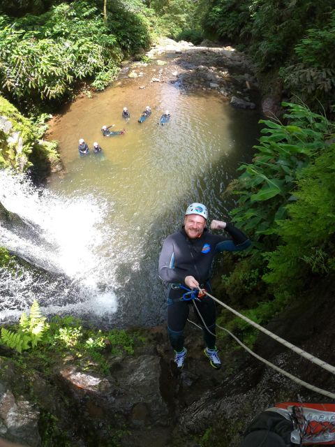 Canyoning in Ribeira dos Caldeirões - The gentle walk to the first waterfall