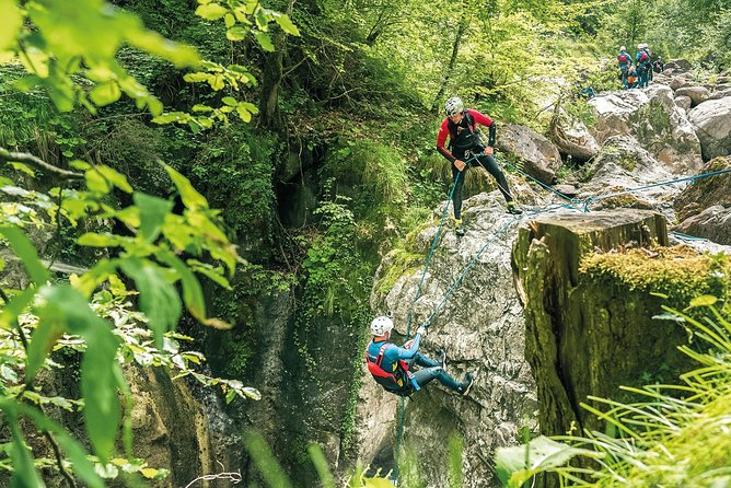 Canyoning Interlaken with OUTDOOR - Why the equipment and guides matter