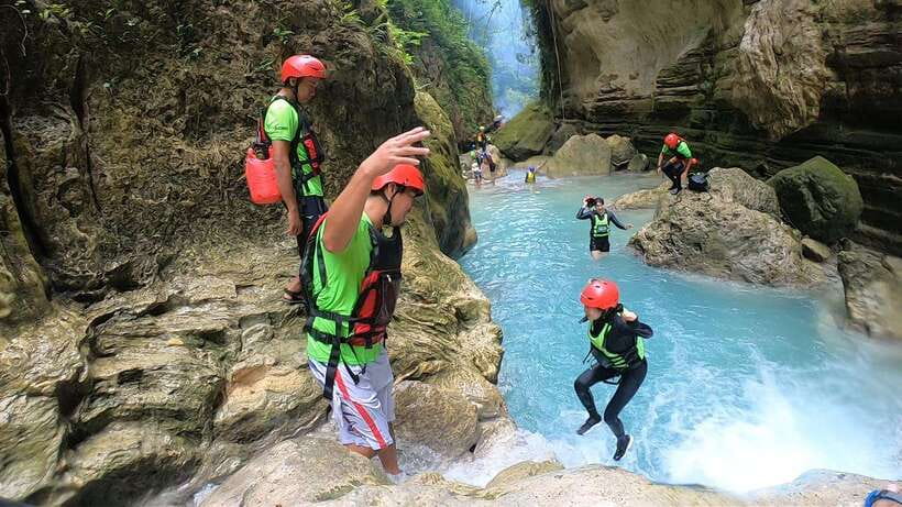 Cebu: Moalboal Sardines Run Snorkel & Kawasan Canyoneering - Transport and the real cost of the day