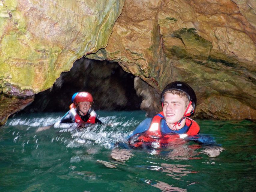 Coasteering Algarve: Cliff Jump, Swim & Climb in Sagres - The scenic walk back across the cliffs