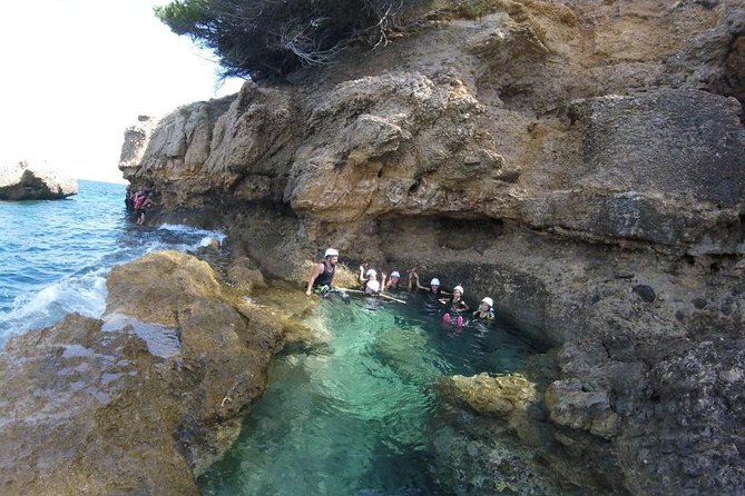 Coasteering Mallorca - Abseiling and the water zip line