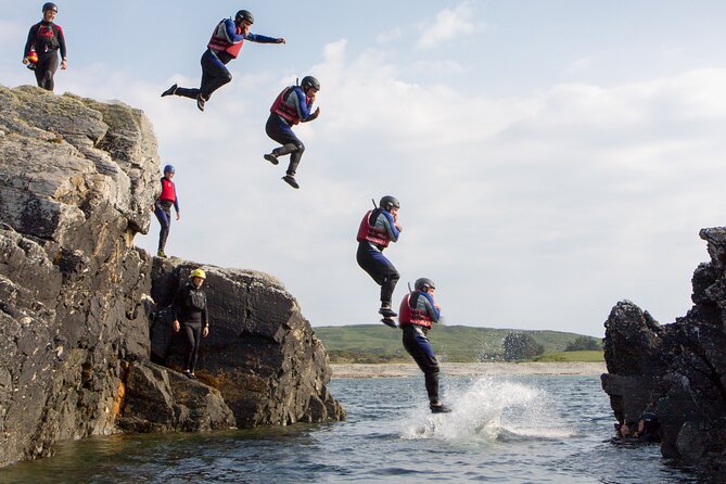 Coasteering on Irelands Wild Atlantic Way - The supplied gear and what you need to bring