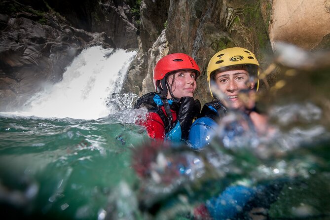 Extreme Canyoning on Cetina River from Split or Zadvarje - What the guides and equipment add