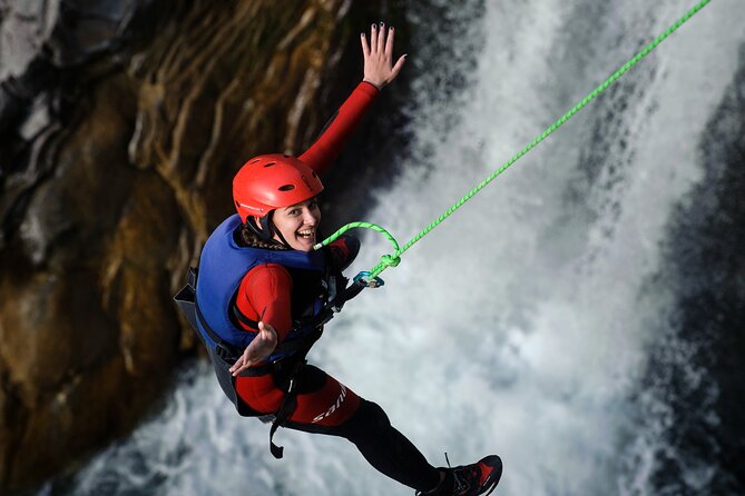 Extreme Canyoning on Cetina River from Split or Zadvarje - Who should book this canyoning trip?