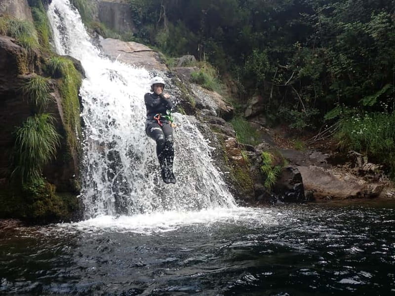 From Porto: Canyoning - Adventure Tour - The safety briefing and the first steps into the creek