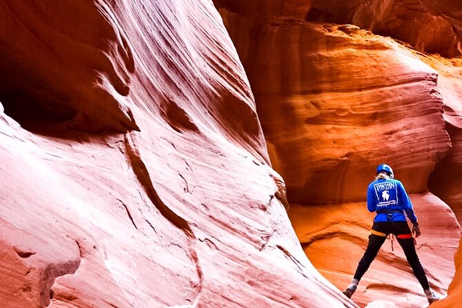 Full-Day Private Slot Canyoneering (From Moab) - What the guides add to the day