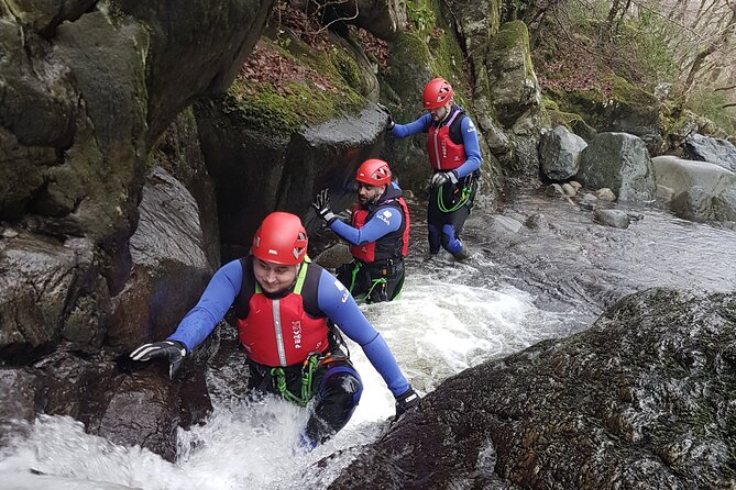 Gorge Scrambling in Snowdonia - Photos and videos without carrying your phone