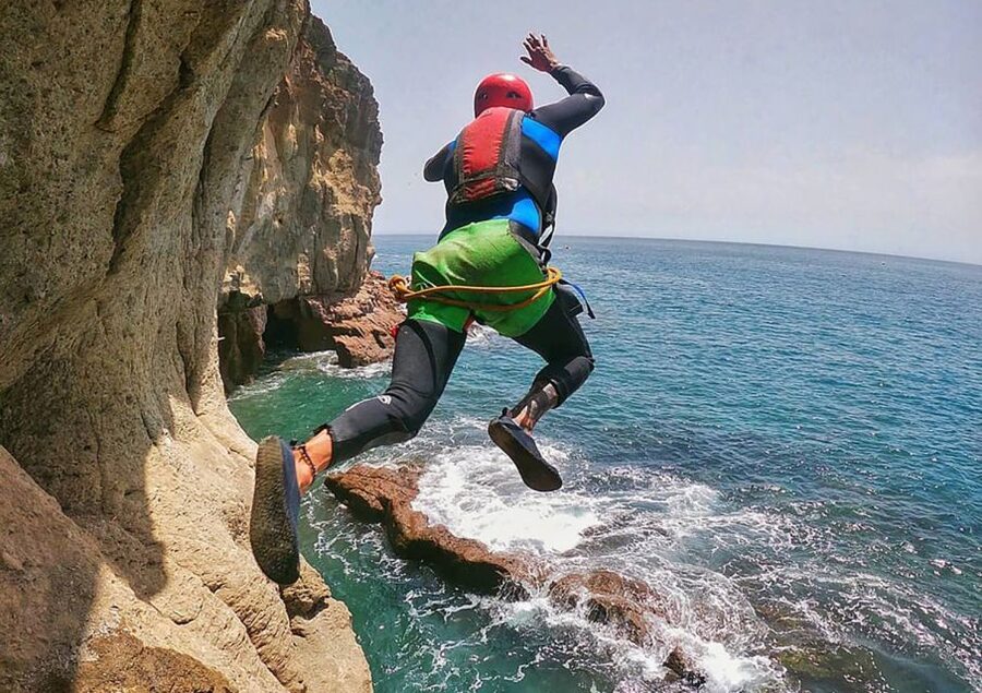 Gran Canaria: Adrenaline-Filled Coasteering Experience - Caves, abseiling, and the route back to Taurito