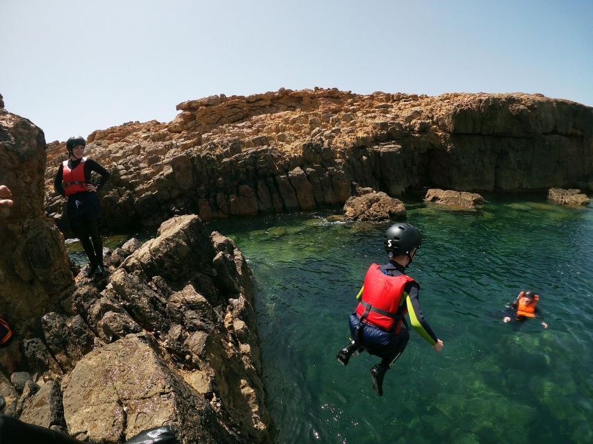 Kids Version - Coasteering with snorkeling: Algarve - Choosing the right jump