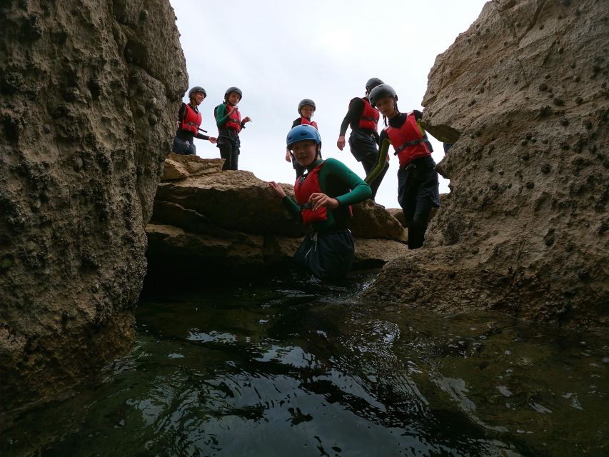 Kids Version - Coasteering with snorkeling: Algarve - What makes the guiding a real asset