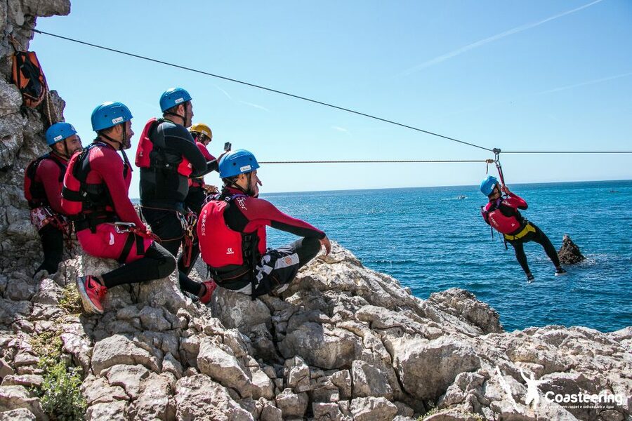 Lisbon: Sesimbra/Arrábida Natural Park Coasteering Adventure - Starting from Lisbon or Sesimbra