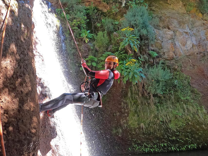 Madeira: Beginner (Level 1) Canyoning Experience - The 15-meter abseil