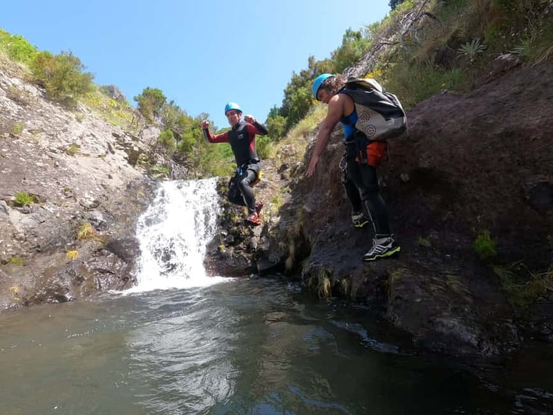 Madeira : Ribeira das Cales Canyoning (Level 1) - Five rappels, two jumps, and two natural slides