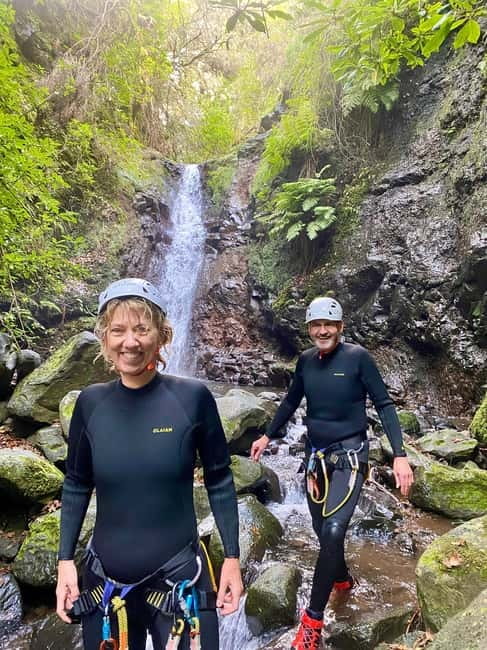 Madeira Short Canyoning For Beginners Rochão Level 1 - Optional jumps let you control the adrenaline
