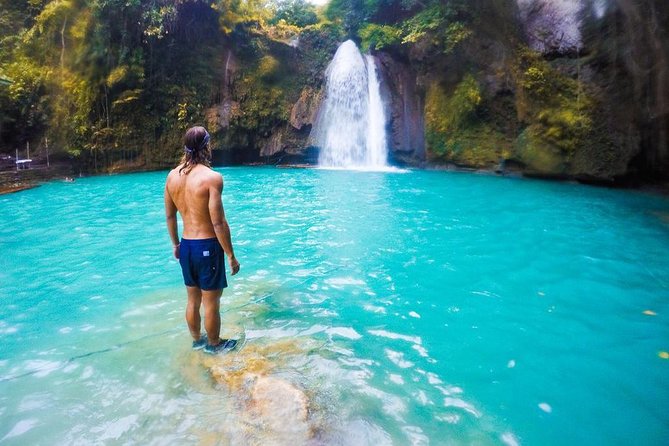 Pescador Island with Sardines & Turtle and Canyoneering in Kawasan Falls - Pescador Island before the crowds build