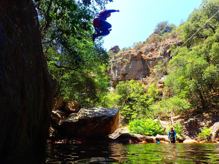 Propriano: Baracci Canyon Beginners Canyoning Tour - Meeting the canyon at RD557