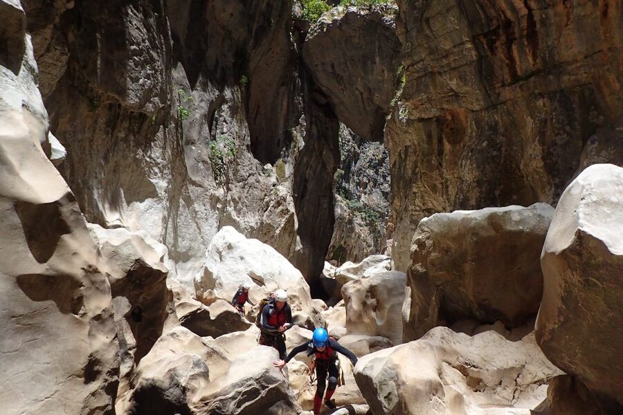 Ronda: Buitreras Canyoning Tour in "The Cathedral" - Fitness, health, and comfort limits