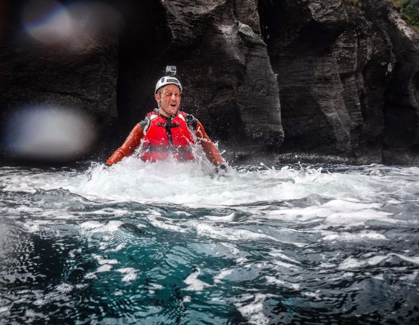 São Miguel: Coasteering Experience in Caloura - The jumps are the headline, but not the whole trip