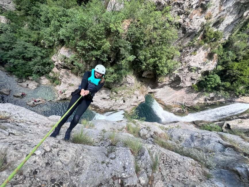 Small Group Canyoning with proffesional guide - Why the guide and group size matter