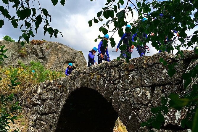 Water Canyoning - What happens at the Peneda-Gerês Canyoning Center